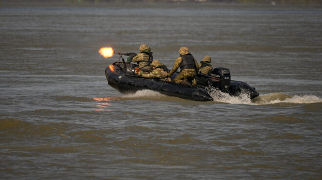 η-ρωσία-κατέστρεψε-ταχύπλοα-με-καταδρ-562596946