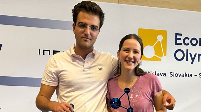 αφήστε-μας-να-καινοτομήσουμε-οι-18χ-562612858