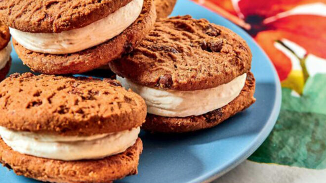 παγωτό-σάντουιτς-με-γεύση-cookies-562611700