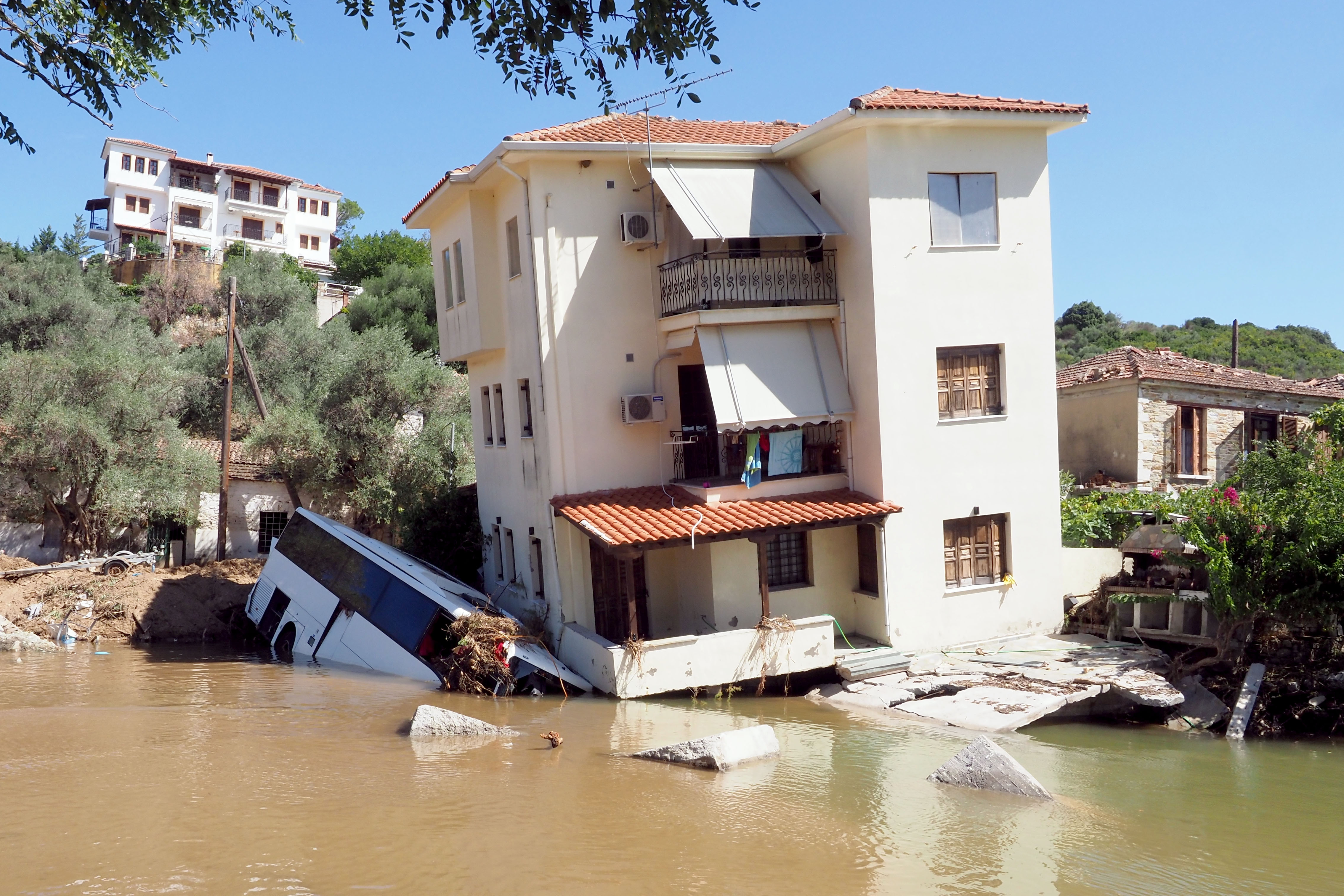 Οδοιπορικό της «Κ» στο Πήλιο: «Το νερό μπήκε απ’ το παράθυρο και μας έστειλε στη θάλασσα»-5