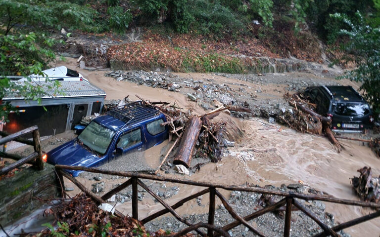 κακοκαιρία-daniel-πνίγηκαν-βόλος-και-π-562598995