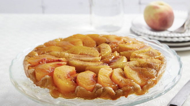 ροδακινόπιτα-ταρτ-τατέν-562627300