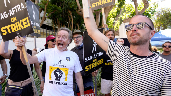 χόλιγουντ-το-καστ-του-breaking-bad-σε-συγκέντρ-562599556