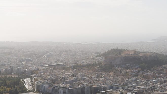 το-98-των-ευρωπαίων-αναπνέουν-αέρα-μολυσ-562603183
