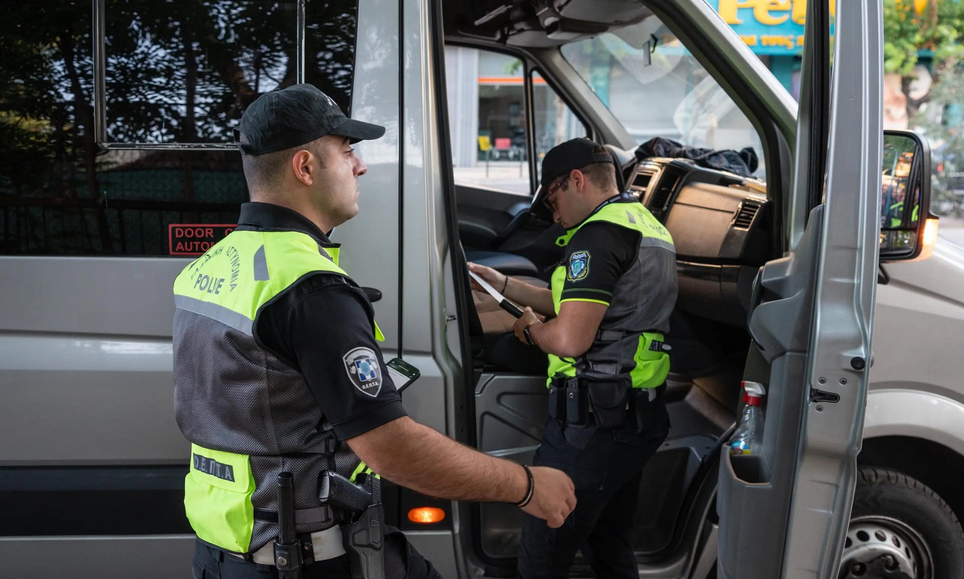 Πάνω από 240 παραβάσεις σε 1.696 ελέγχους σχολικών λεωφορείών-1