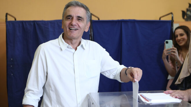 τσακαλώτος-να-προχωρήσουμε-μπροστά-562621603