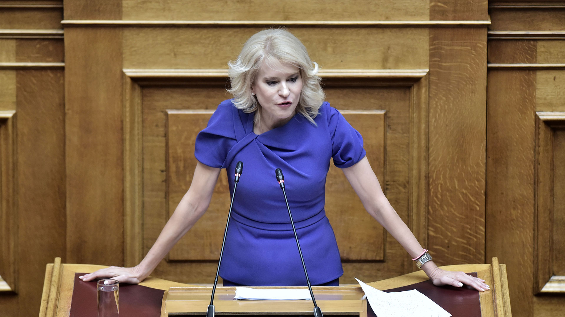 Βουλή: Κόντρα Γεωργιάδη – Τζάκρη με φόντο το «κρατίδιο» του Κασσελάκη-1