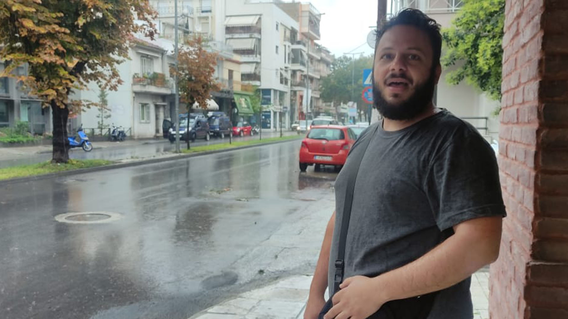 Αποστολή στον Βόλο: «Εμπόλεμη ζώνη» η πόλη – 27 ώρες χωρίς ρεύμα και νερό-3