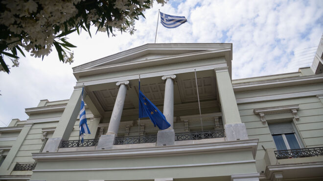 πηγές-υπεξ-η-ελληνίδα-που-εγκλωβίστηκ-562596457