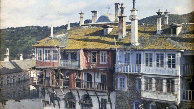 ο-αυτοχρωμικός-αθως-του-albert-kahn-562701796