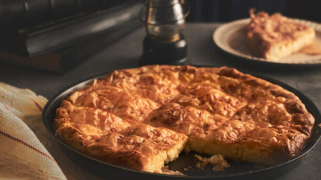 τυρόπιτα-32-συνταγές-για-το-πιο-δημοφιλ-562676500