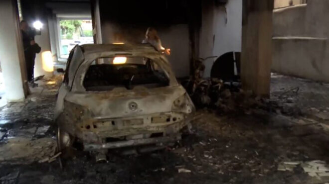 θεσσαλονίκη-στις-φλόγες-δύο-αυτοκίνη-562669357