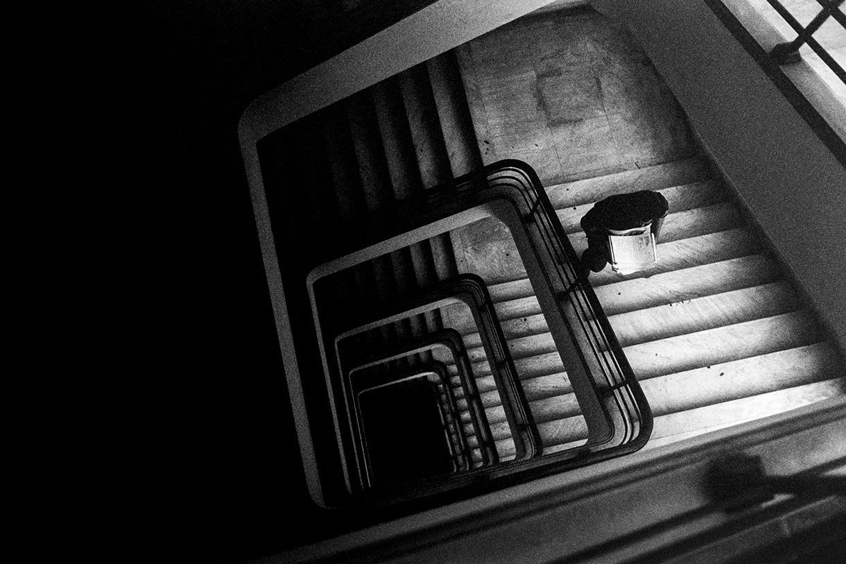 Υπάλληλοι αποκαμωμένοι από την πλήξη-6