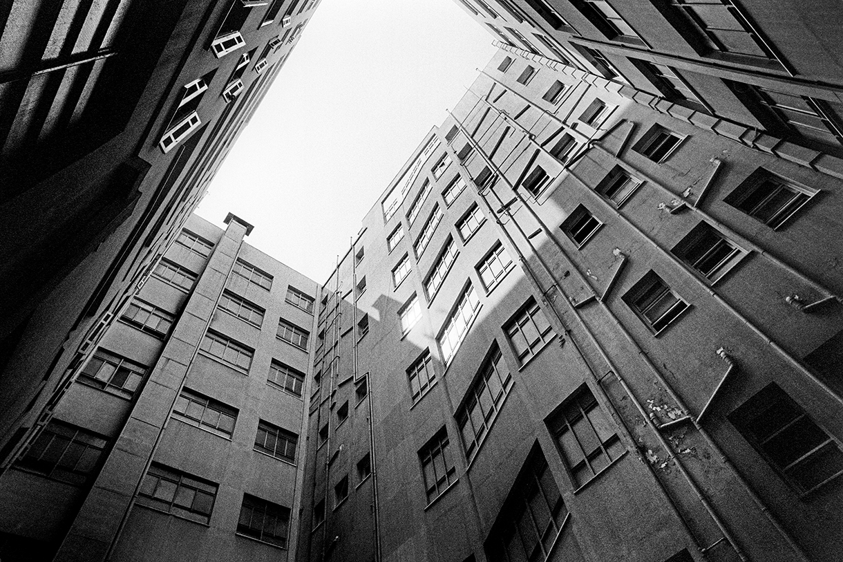 Υπάλληλοι αποκαμωμένοι από την πλήξη-7