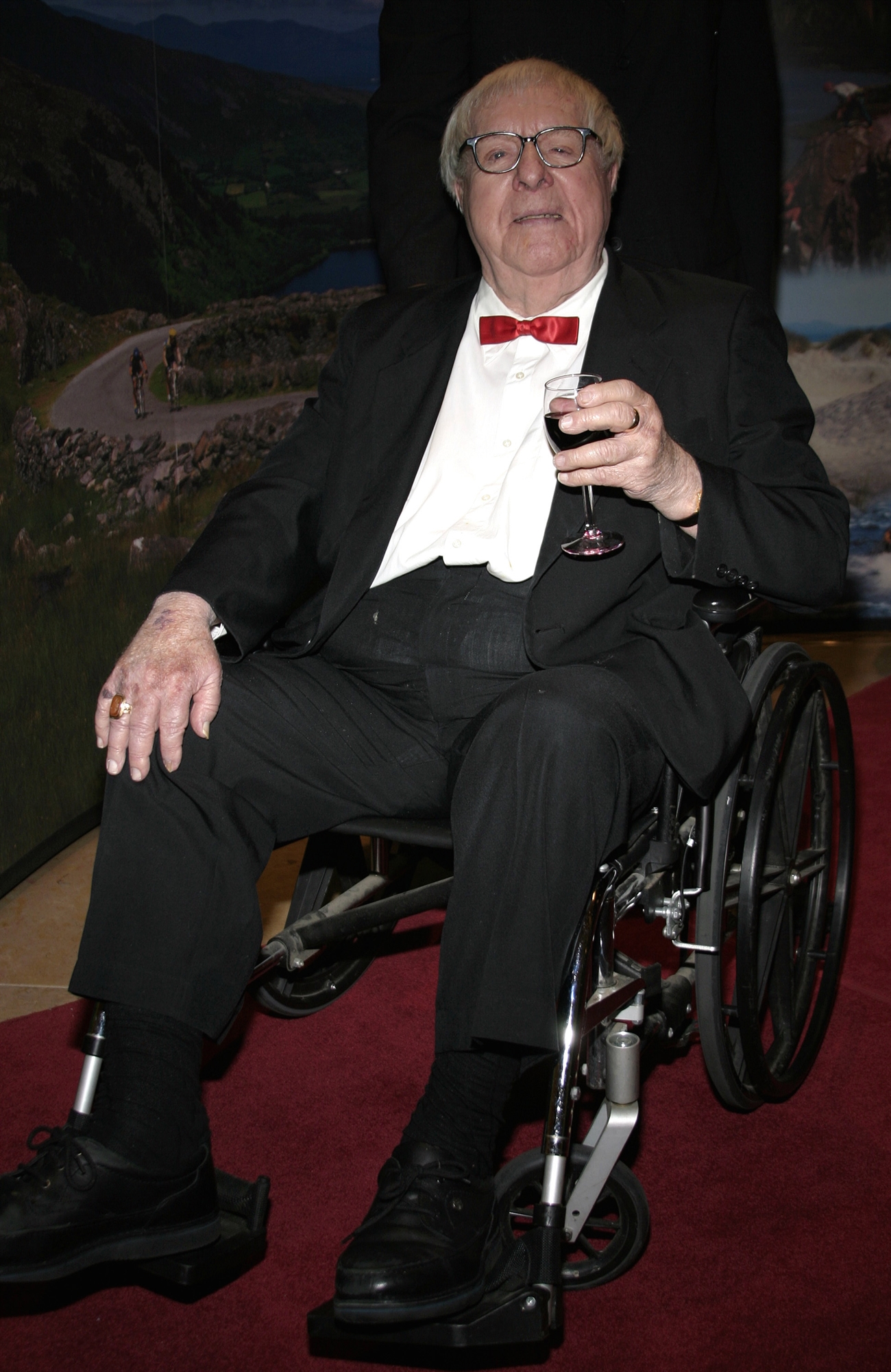 «Οι λέξεις του είναι καλοκαίρι»-1