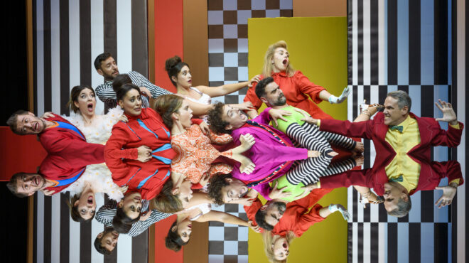 ο-ιμπρεσαριοσ-απο-τη-σμυρνη-του-καρλο-γ-562674844