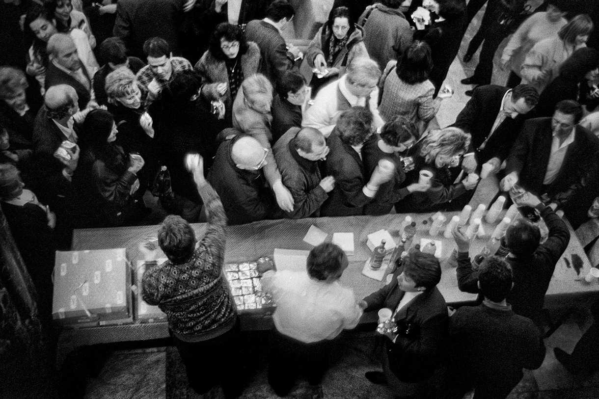 Υπάλληλοι αποκαμωμένοι από την πλήξη-33