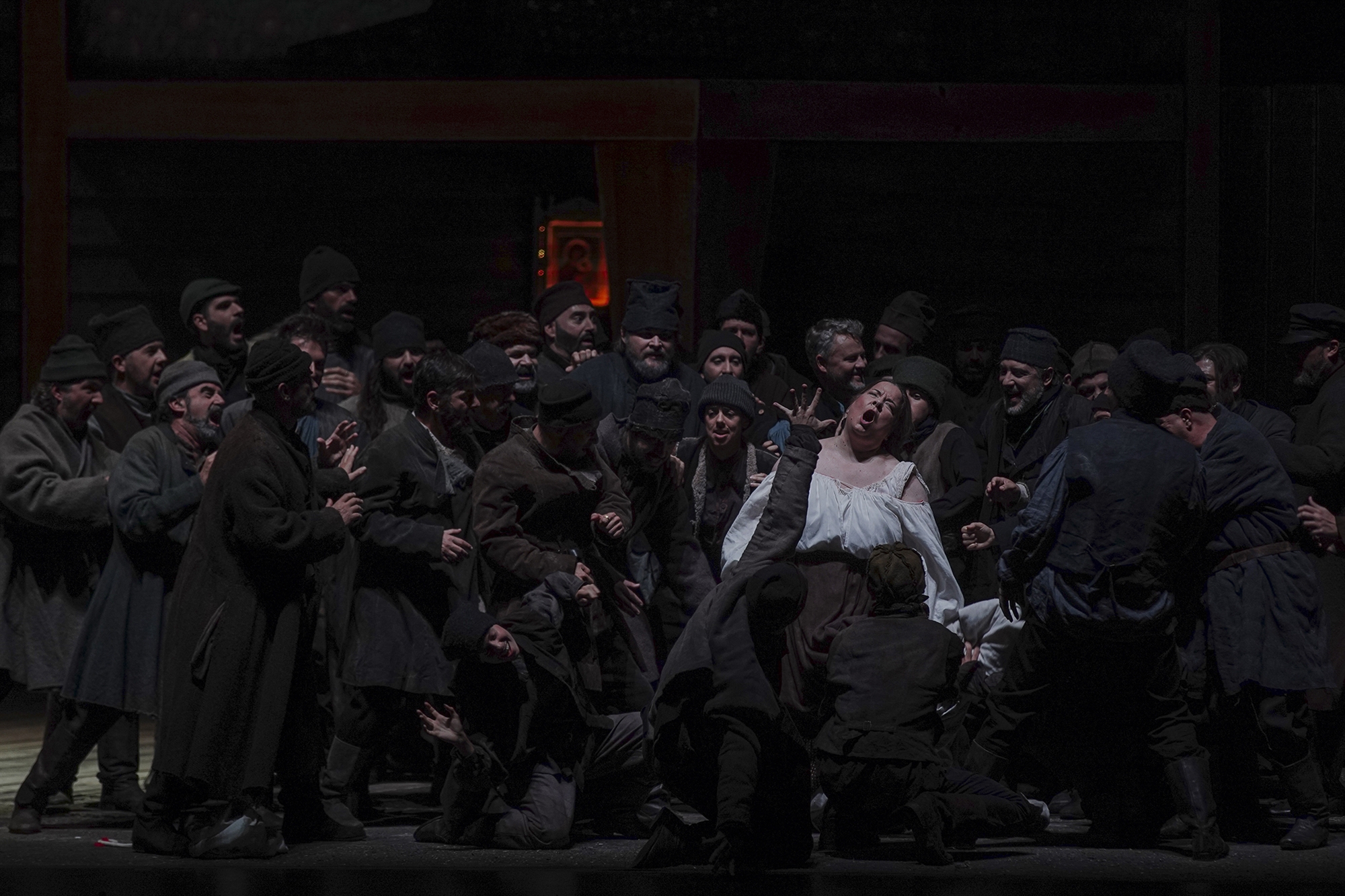 Η «Λαίδη Μάκβεθ του Μτσενσκ» σε σκηνοθεσία Φανί Αρντάν στο «Νιάρχος»-1