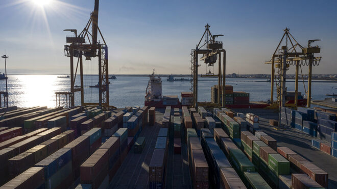 ποιες-χώρες-και-εταιρείες-κερδίζουν-α-562678678