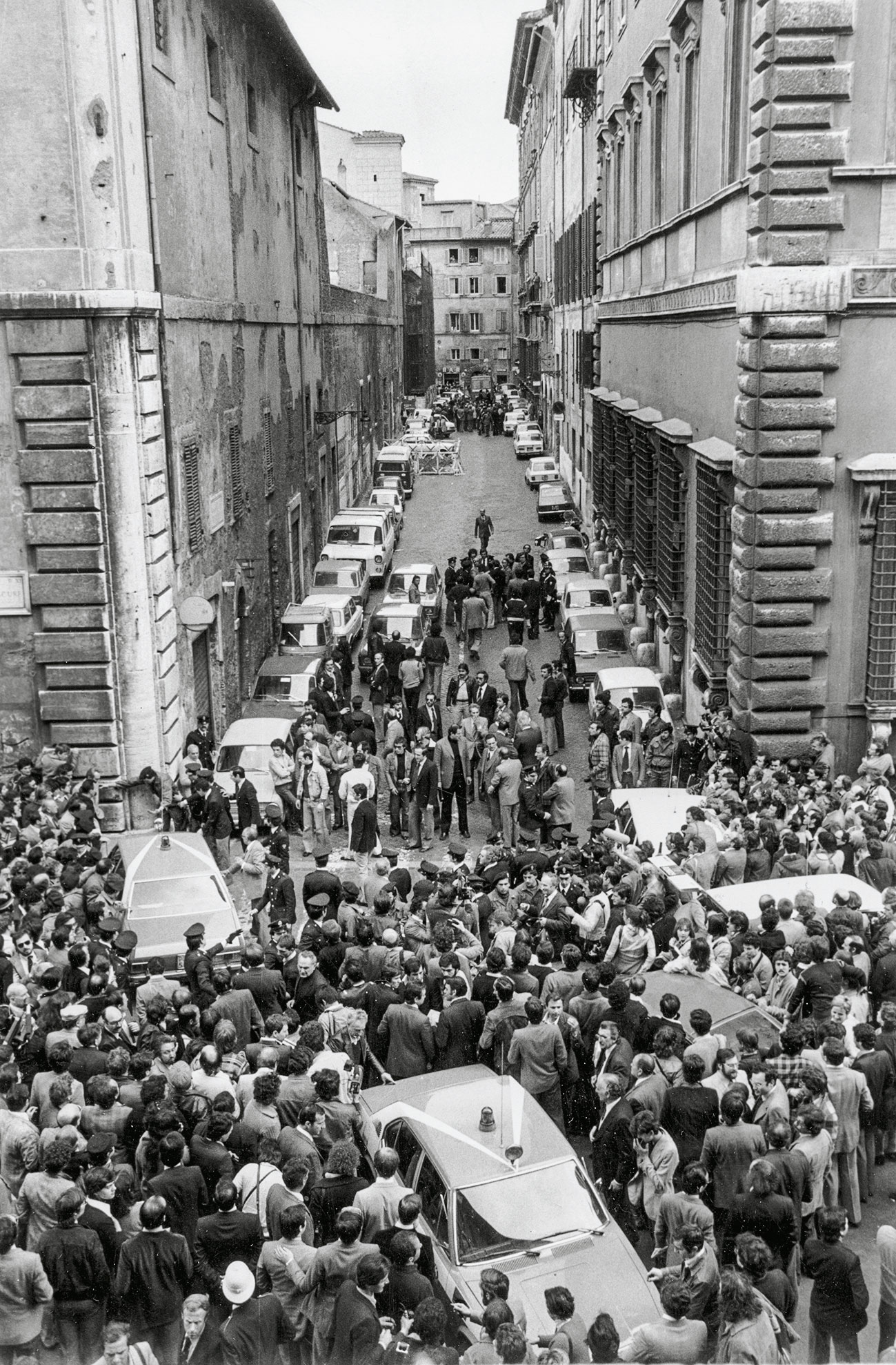 Υπόθεση Αλντο Μόρο – Από την απαγωγή στην εκτέλεση-17