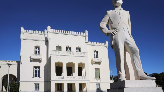 οταν-τα-γυμνά-αγάλματα-του-τσίλλερ-σκ-562699690