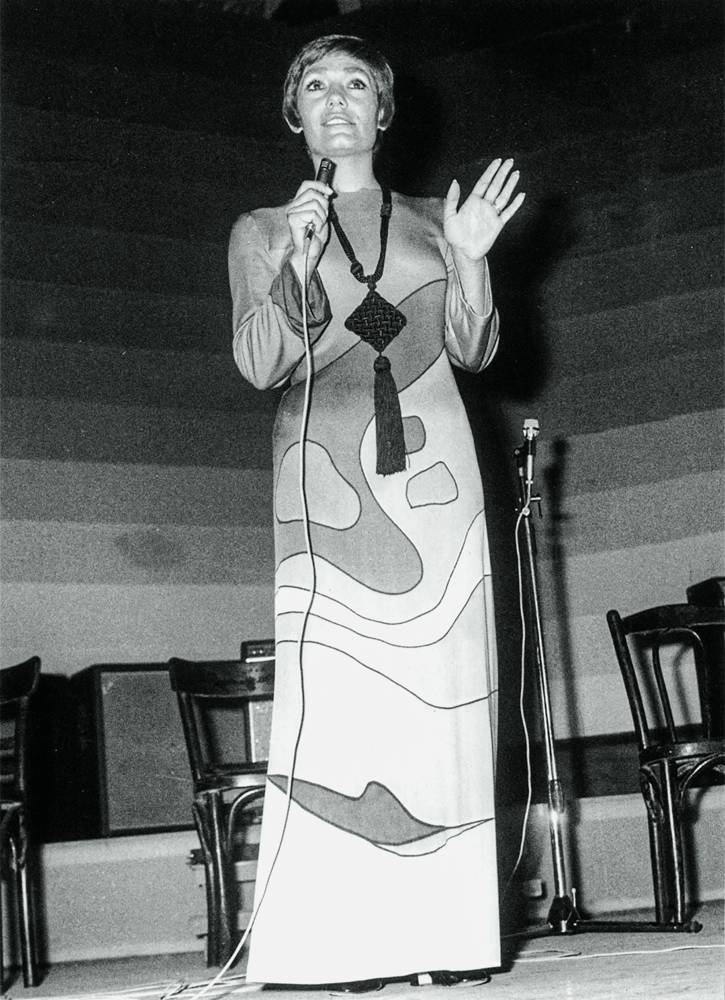 Μαρινέλλα: «Εγώ υπάρχω, γιατί θέλω να υπάρχω»-7