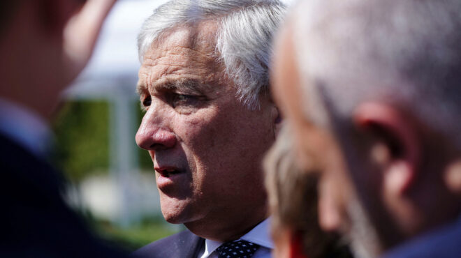 ρώμη-αδειάζει-βερολίνο-για-το-μεταν-562647682