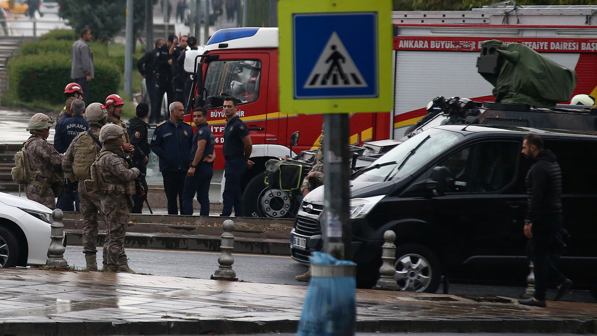 Τουρκία: «Τρομοκρατική επίθεση» στην Αγκυρα – Νεκροί οι δύο δράστες-1