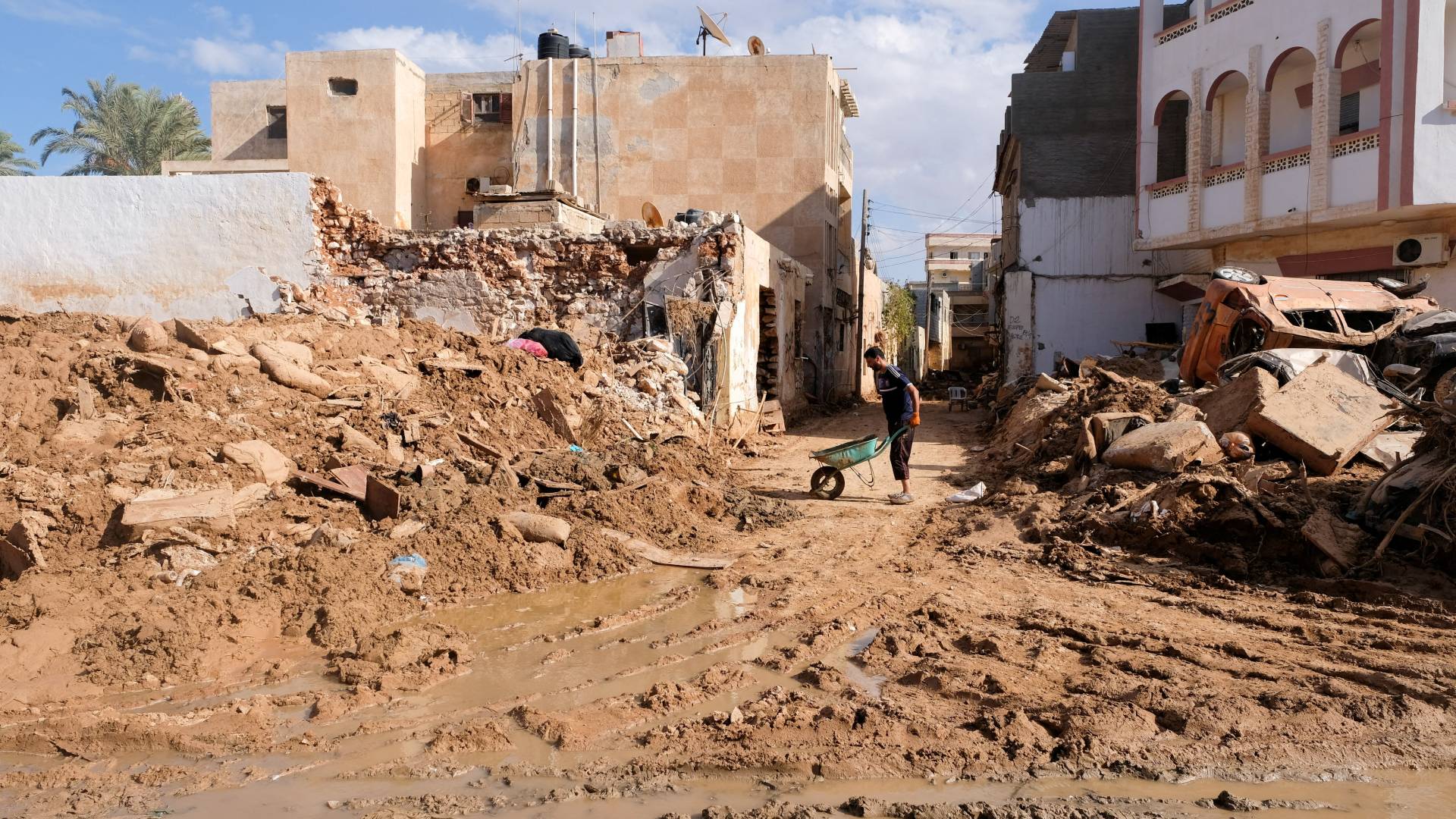 Πλημμύρες στη Λιβύη: Συνεχίζεται η επίπονη αναζήτηση αγνοουμένων στην Ντέρνα-1