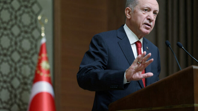 νέα-ομιλία-ερντογάν-με-πυρά-κατά-των-562679818