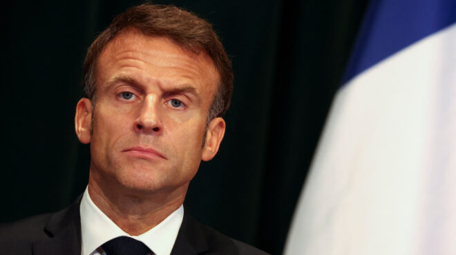 μακρόν-σε-ζελένσκι-η-στήριξή-μας-δεν-θα-562680022