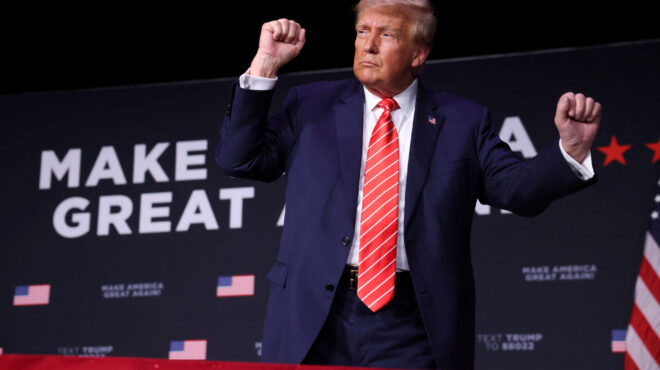 από-γκάφα-σε-γκάφα-ο-τραμπ-562702087