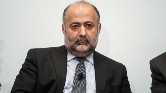 δ-τσιόδρας-η-αντιμετώπιση-της-φοροδια-562701916