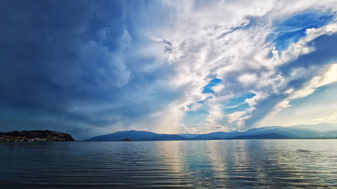 καιρός-πού-αναμένονται-βροχές-σήμερα-562647394