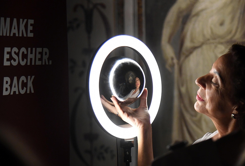 Η επιστροφή-1