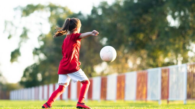 πήγε-με-την-εμφάνιση-του-μέσι-στο-σχολ-562674163