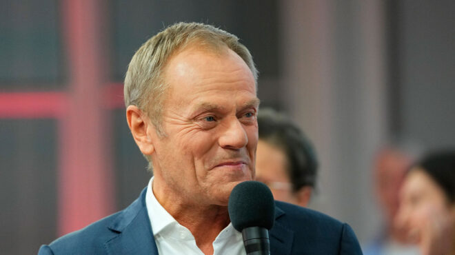 ο-τουσκ-συμφώνησε-για-κυβέρνηση-με-την-562691404