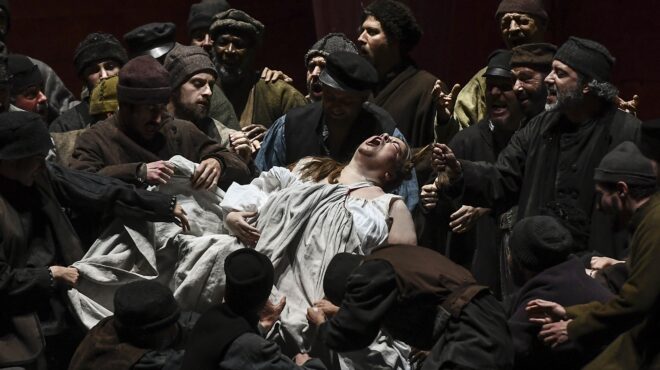 φανί-αρντάν-στην-κ-ξέρω-απ-έξω-αισχ-562685845