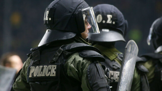 ένταση-έξω-από-το-γήπεδο-της-αεκ-στη-νέα-562655161