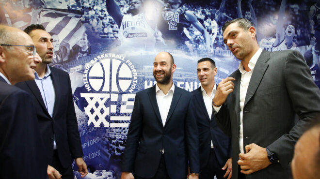 εθνική-μπάσκετ-ο-βασίλης-και-12-νέοι-σπ-562668121