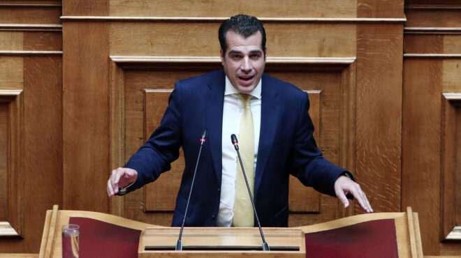 σκληρή-αντιπαράθεση-πλεύρη-αναγνωστ-562650889