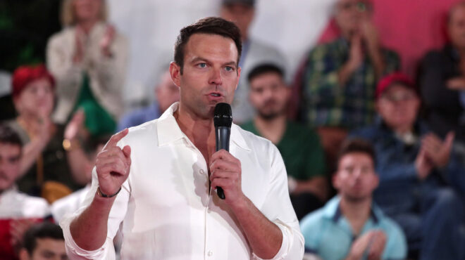 κασσελάκης-πρώτη-μεγάλη-ρωγμή-του-κα-562673791