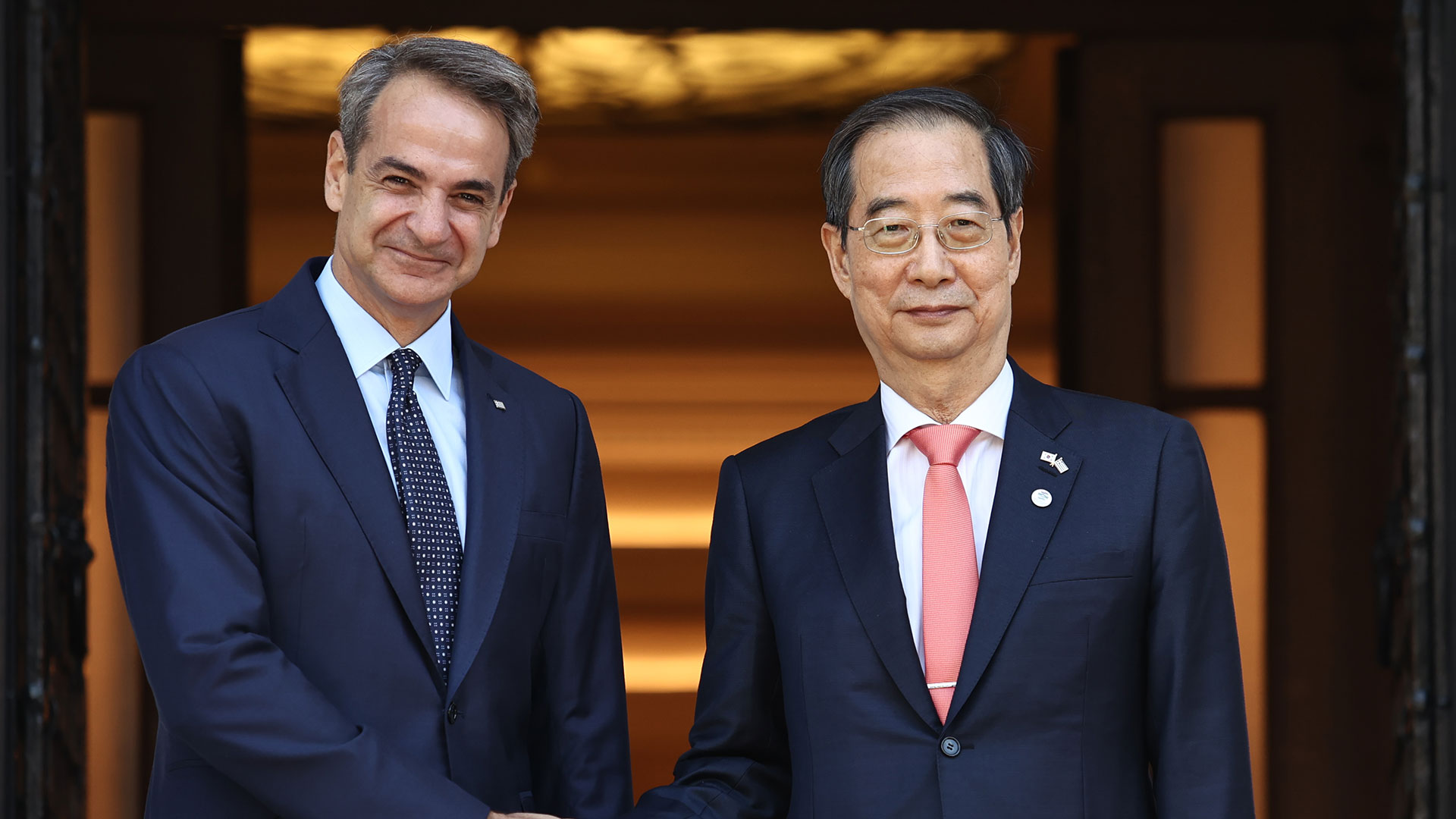 Συνάντηση Μητσοτάκη με τον πρωθυπουργό της Νότιας Κορέας-2