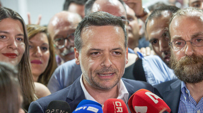 χ-δούκας-η-στήριξη-ζαχαριάδη-έγινε-στο-562677754