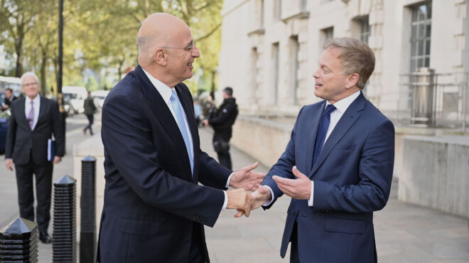 οι-καρποί-της-επίσκεψης-δένδια-στο-λ-562676521