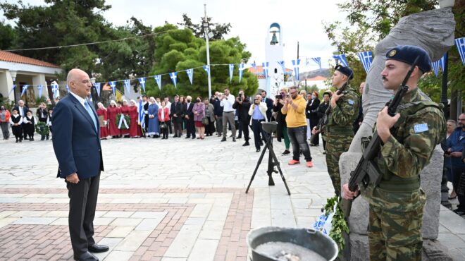 δένδιας-από-αγιο-ευστράτιο-θα-υπερασπ-562679698