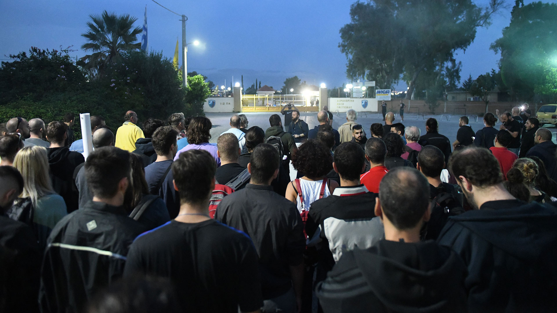 Ελευσίνα: Διαδήλωση κατά της στάθμευσης αμερικανικών αεροσκαφών-3