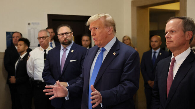 ο-τραμπ-καταθέτει-σε-δικαστήριο-της-νέ-562648696