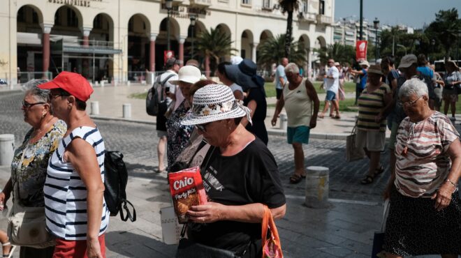 τουρισμός-μείωση-αφίξεων-έως-και-2-λόγω-562667170