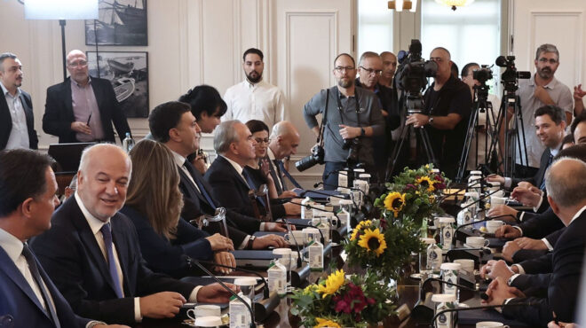 κυβέρνηση-προτεραιότητα-οι-μεταρρυθ-562689502